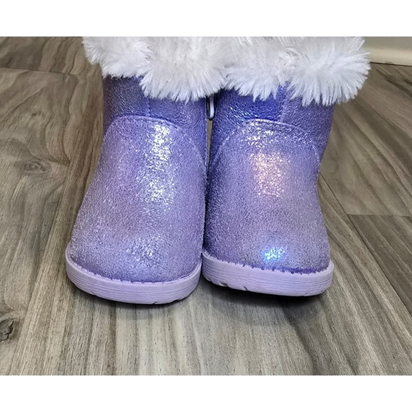 Cat & Jack Toddler Girls Boots – Size 4 – Purple Sparkly Faux Fur - Picture 5 of 9